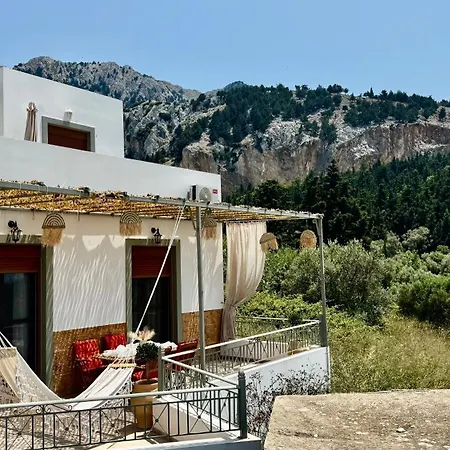 別荘 Basilica View Lagoúdi Zía